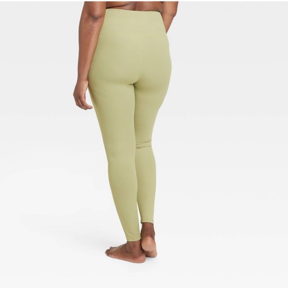 NWT All In Motion Women’s Ultra High Rise Ribbed Olive Green Leggings - Picture 10 of 12